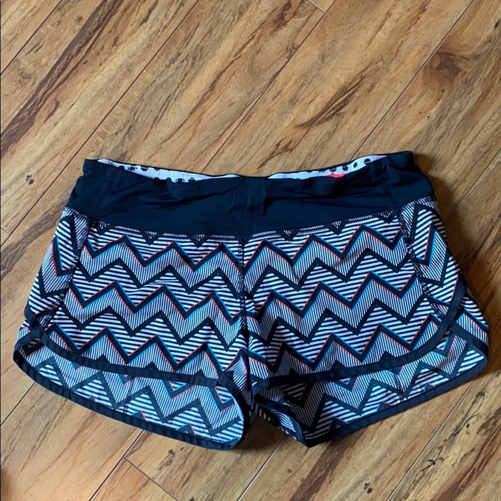 Lululemon seawheeze speed short